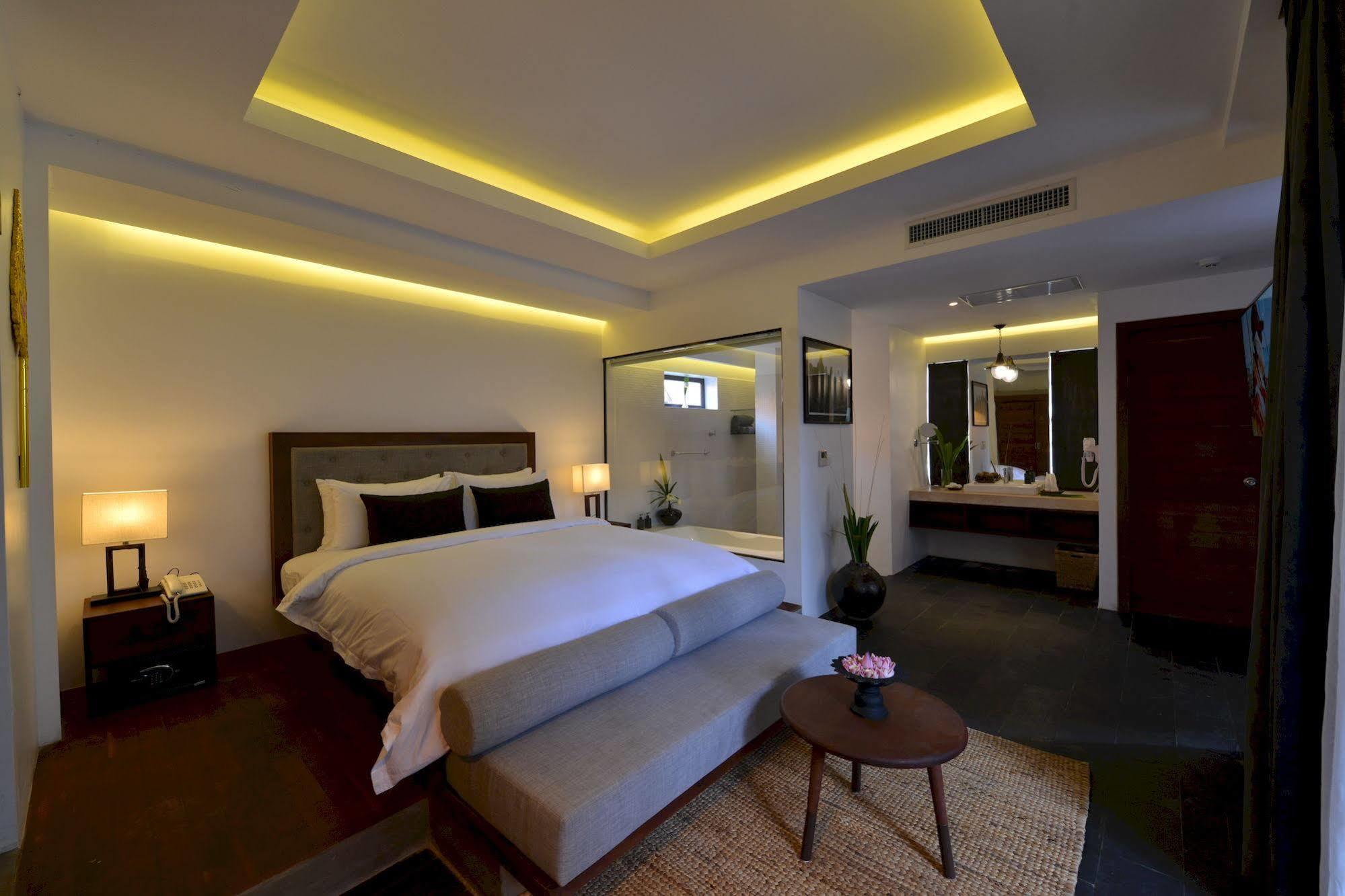 Solitaire Damnak Villa Hotel Siem Reap Exterior foto