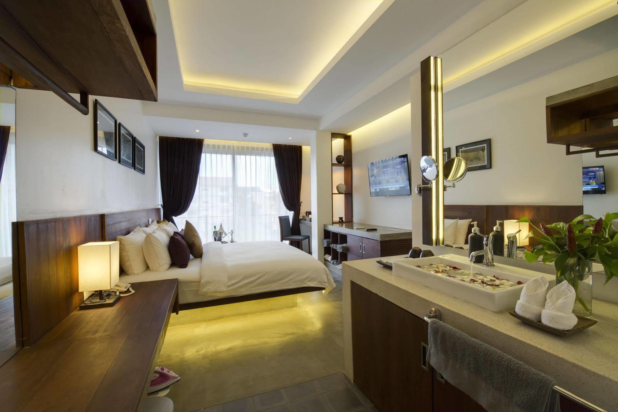 Solitaire Damnak Villa Hotel Siem Reap Exterior foto